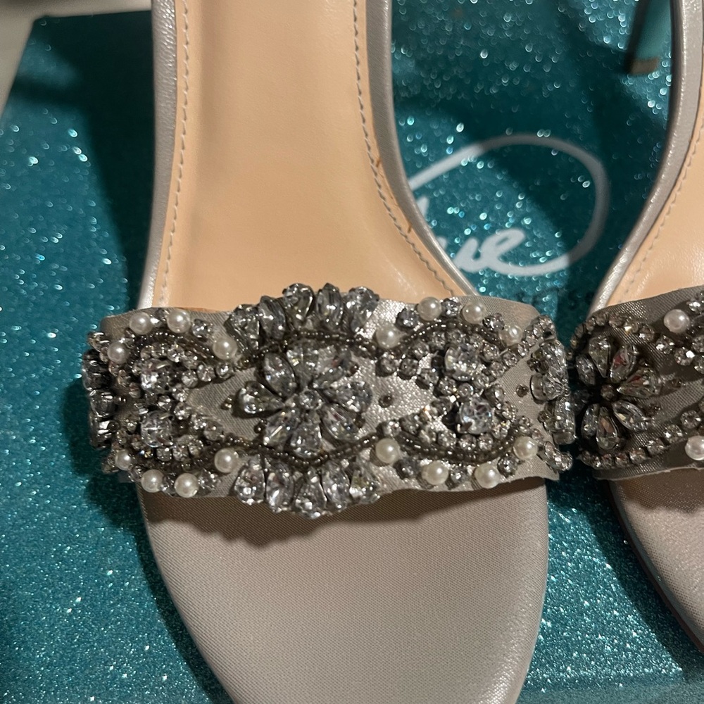 Elegant Silver Embellished Heels - Picture 8 of 14